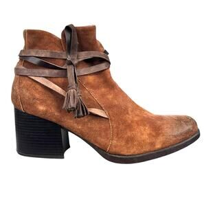 B.O.C. X Born Women’s Carter Brown Suede Ankle Boots Size US 11